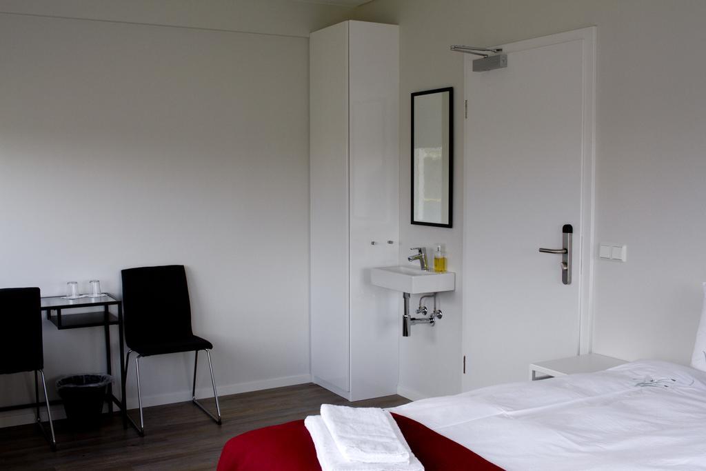 Graystone Guesthouse Sandgerthi Luaran gambar